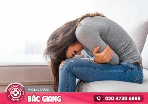 Hiện tượng đi tiểu ra máu gây ảnh hưởng nghiêm trọng đến sức khỏe người bệnh. đi tiểu ra máu là bệnh gì