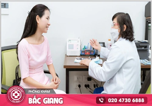 Khí hư màu hồng: Bình thường hay cảnh báo bệnh phụ khoa?