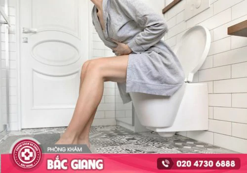 Đi tiểu nhiều sau khi quan hệ nguyên nhân do đâu?